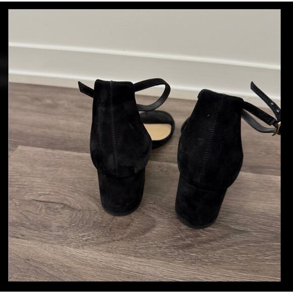 Aldo Elegant Black Ankle Strap Heels, size 8.5 - Picture 5 of 5